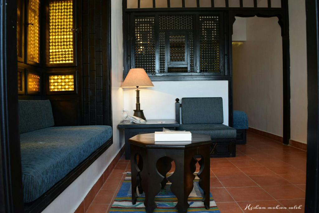 Six Corners Resort Abu Sultan Ngoại thất bức ảnh